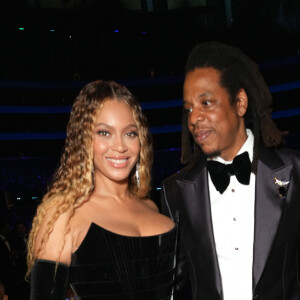 Marido de Beyoncé, Jay-Z teria sido o primeiro a estuprar a vítima