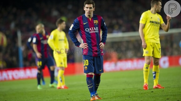 Lionel Messi acabou passando mal e vomitou. Isso acontece com ele em situações de estresse