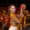 Além de São Paulo, Viviane Araújo também desfila como rainha de bateria do Salgueiro