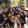 Carol Castro compartilhou foto onde aparece curtindo o Carnaval no Recife: 'Noite feliz'