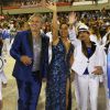 Gloria Pires desfilou com as filhas Antonia e Ana e o marido, Orlando, no desfile da Portela, na noite desta segunda-feira (16 de fevereiro de 2015)