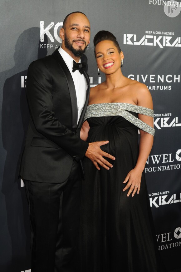 Aficcionada pelas redes sociais, foi através do Instagram que Alicia Keys anunciou que estava grávida do segundo filho com Swizz Beatz, no dia do aniversário do marido, em julho de 2014