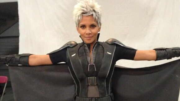 Halle Berry aparece caracterizada de Tempestade para o novo filme dos 'X-Men'