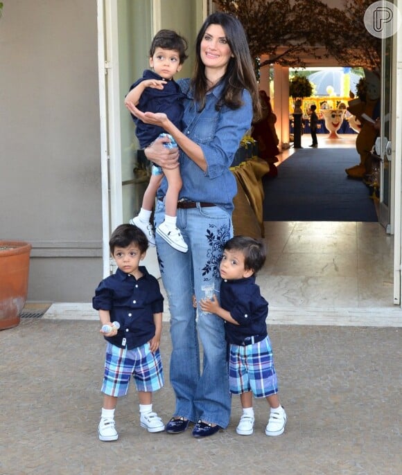 A ex-modelo e apresentadora Isabella Fiorentino é mãe dos trigêmeos Bernardo, Lorenzo e Nicholas, hoje com 3 anos de idade