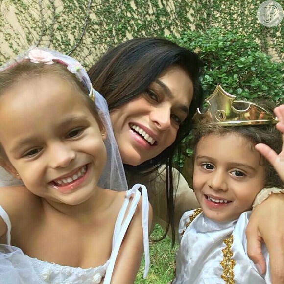 A jornalista Rosane Jatobá é mãe dos gêmeos Lara e Benjamin, de 4 anos
