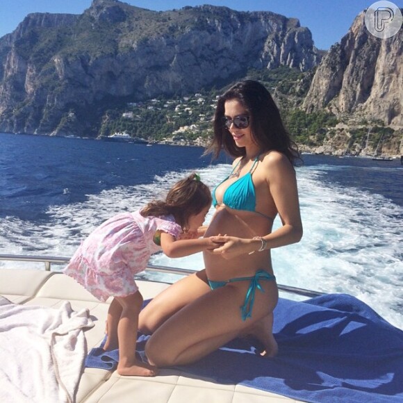 Daniela Albuquerque usou seu Instagram para anunciar a segunda gravidez, em outubro de 2014
