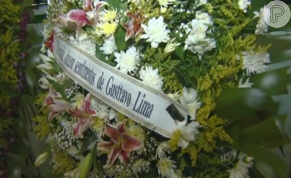 Gusttavo Lima enviou uma coroa de flores para homenagear José Rico