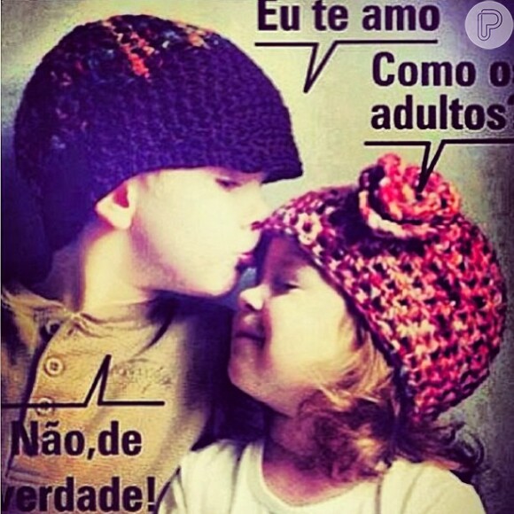 Caio Castro se declara à namorada, Sabrina Pimpão, em sua conta do Instagram, em 25 de abril de 2013: 'Eu te amo'