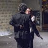 Cristina se desespera ao ver que o pai levou um tiro nas costas, na novela 'Império'
