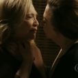 Novela 'Babilônia': Teresa (Fernanda Montenegro) e Estela (Nathalia Timberg) se beijam no primeiro capítulo
