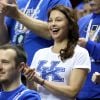Ashley Judd desabafa e revela ter sofrido ameaça na internet: 'Alguns até me ameaçaram de estupro'. Atriz foi xingada após ter dito, enquanto assistia a uma partida de futebol, que um dos times estava jogando sujo