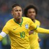 Neymar foi decisivio no amistoso entre Brasil e França e ainda marcou um gol