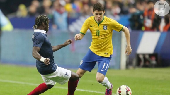 Oscar também marcou na vitória de virada do Brasil sobre a França 