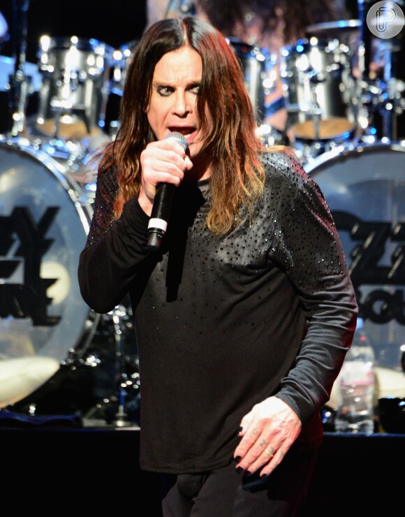 Ozzy Osbourne está na ativa desde 1968, quando o Black Sabbath foi fundado. Ele ficou no grupo por mais 10 anos e depois seguiu para a carreira solo
