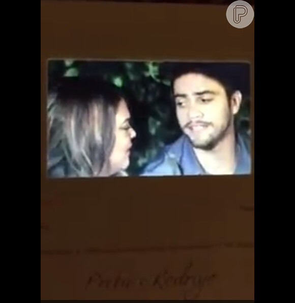 Preta e Rodrigo falam ao amigo, Gominho, em vídeo no convite de casamento