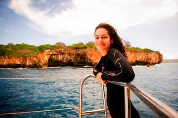 Maria Flor está no ar na  novela 'Sete Vidas' na pele da pesquisadora da vida marinha, Taís