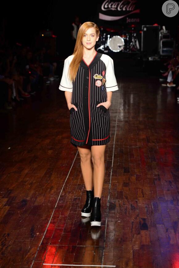 Sophia Abrahão também desfilou pela marca em 2014, na São Paulo Fashion Week