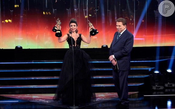 Paula Fernandes recebeu de uma só vez quatro troféus como Melhor Cantora