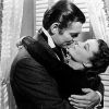 Vida Alves e Walter Foster protagonizaram o primeiro beijo na teledramaturgia em 'Sua Vida me Pertence' (1951)
