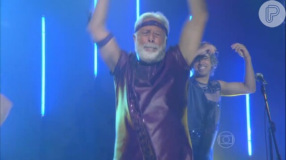 Antonio Fagundes dança no programa 'Tá No Ar' desta quinta-feira, 16 de abril de 2015