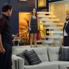 Marcos (Thiago Lacerda) avisa Laura (Nathalia Dill) que contratou um segurança para acompanhá-la quando for sair de casa, na novela 'Alto Astral'