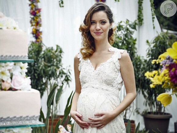 Fim de 'Alto Astral': Laura (Nathalia Dill) se casa com Caíque (Sergio Guizé) com barrigão de grávida. Fotos!