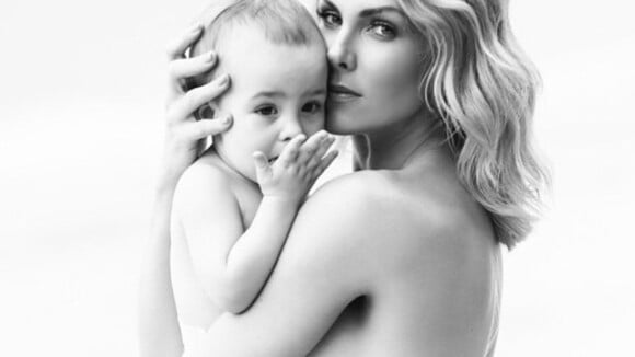 Ana Hickmann aparece nua em foto com o filho, Alexandre Jr., no colo: 'Meu amor'