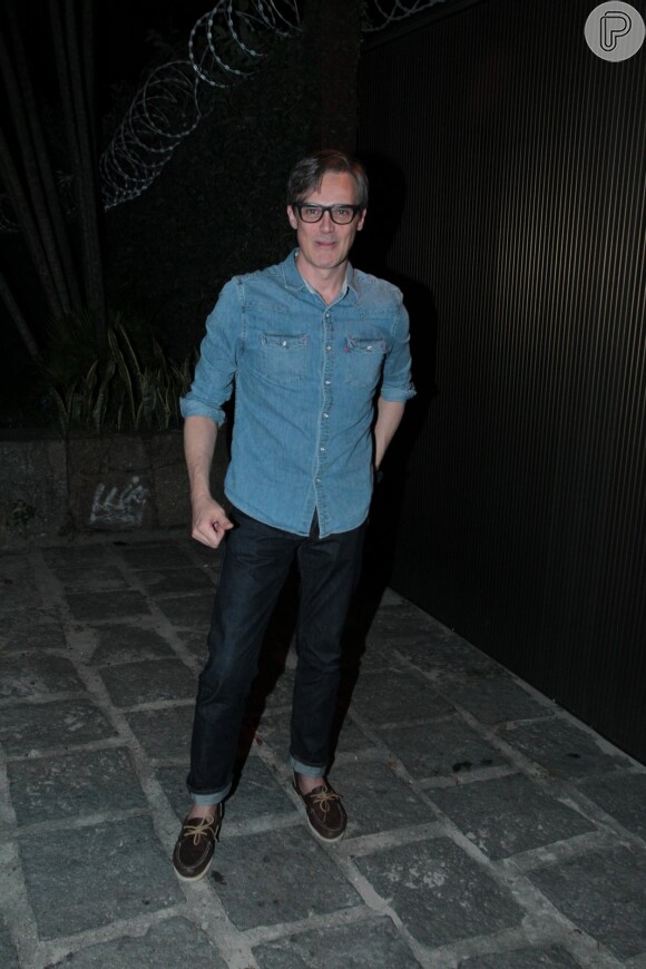 Dalton Vigh vai à festa da novela 'I Love Paraisópolis' na casa do diretor Wolf Maya, no Rio
