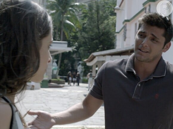 Guto (Bruno Gissoni) fica impaciente com a resistência de Laís (Luisa Arraes) às suas investidas, na novela 'Babilônia'
