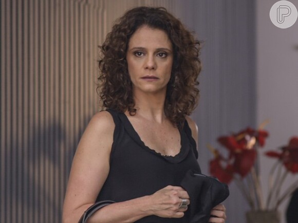 Irene (Malu Galli) quer ajudar Lígia (Débora Bloch) a se desvencilhar da paixão que sente por Miguel (Domingos Montagner), na novela 'Sete Vidas'