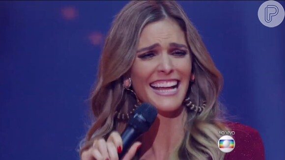 'SuperStar': Fernanda Lima comete gafe com vocalista de banda. 'Não me complica', em 17 de maio de 2015