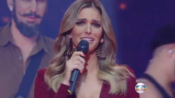 'SuperStar': Fernanda Lima comete gafe com vocalista de banda. 'Não me complica'