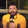 Danilo Gentili relembrou, em entrevista ao canal da revista 'Caras' no Youtube, o momento em que recebeu um elogio de Silvio Santos, seu patrão