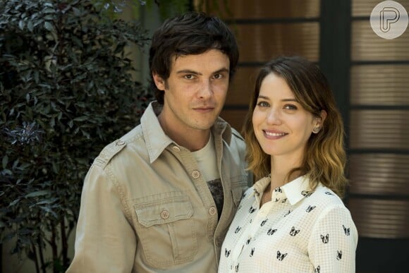 Nathalia  Dill engatou namoro com o ator Sergio Guizé durante 'Alto Astral', novela na qual formaram par romântico
