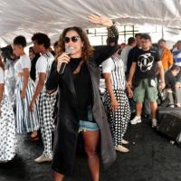 Daniela Mercury agita Parada Gay em São Paulo na companhia de Malu Verçosa