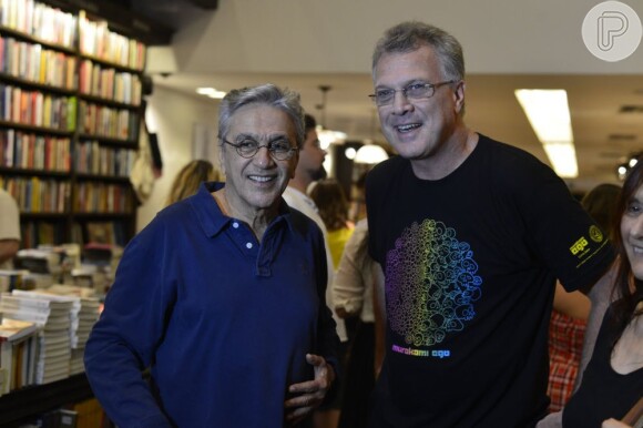 Caetano Veloso e Pedro Bial prestigiam Jorge Mautner no lançamento do CD de Jorge Mautner