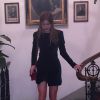 Em Florença, na Itália, Marina Ruy Barbosa usou vestido preto curtinho de mangas compridas