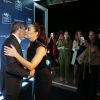 Juliana Paes prestigia Antonio Banderas em lançamento de perfume do ator no Rio