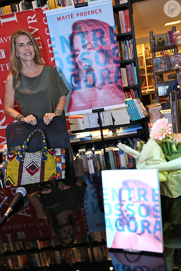 Babi Xavier muda visual e raspa cabelos para novela 'Os Dez Mandamentos'