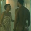 Novela 'Verdades Secretas': Pia (Guilhermina Guinle) vive um romance tórrido com Igor (Adriano toza), que é reprovado pela família. Os atores protagonizaram cenas quentes no banheiro da academia
