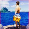 Foto publicada por Justin Bieber  na noite desta segunda-feira, 06 de julho de 2015, em que aparece mostrando o bumbum, ganhou uma série de 'memes' na internet