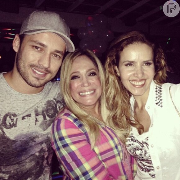 Susana Vieira também postou foto em seu Instagram ao lado de Rodrigo Trindade e Leona Cavalli