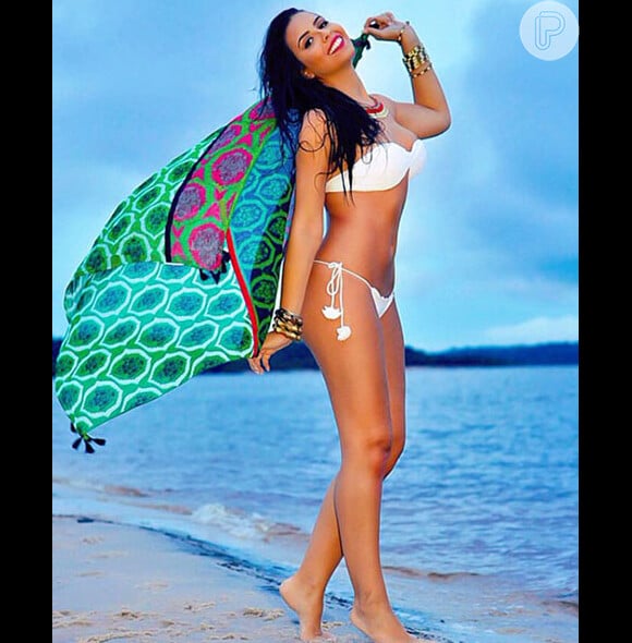 Na foto, Carol Toledo a modelo que teve sua coroa arrancada no Miss Amazonas em 2015