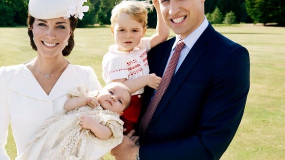 Família Real divulga fotos oficiais do batizado de Charlotte nas redes sociais