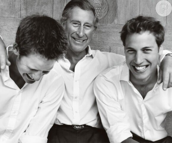 Mario Testino fez foto dos príncipes William e Harry com o pai, príncipe Charles, para um campanha