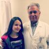Larissa Manoela comemorou a ida ao médico nesta sexta-feira, 17 de julho de 2016: 'Agora sim sem colar, sem pontos e sem hematoma'