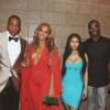 Nicki Minaj e Meek Mill posam com Beyoncé e Jay Z. Cantoras se aproximaram após gravarem canções juntas