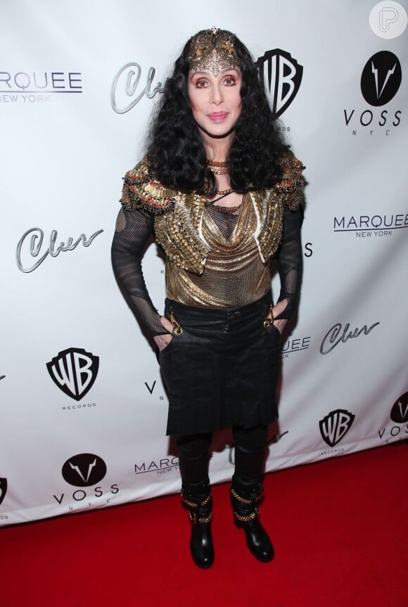 Cher foi vestida de gladiadora para uma festa em uma boate de Nova York