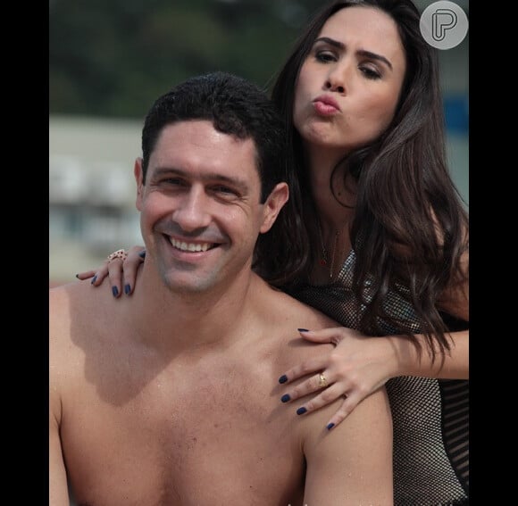 Gustavo Borges é atacado por Valdirene (Tatá Werneck) em 'Amor à Vida', em 11 de julho de 2013