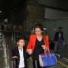 Nivea Stelmann embarca com o filho, Miguel, para a Disney